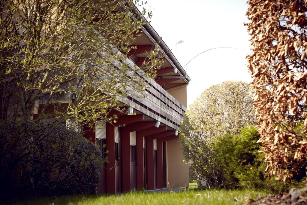 Greet Hotel Chatellerault Exterior photo